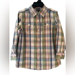 Tommy Hilfiger Long Sleeve Button Up Shirt Boys Size 4 Plaid Front Pockets Logo